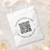 Je geüploade QR-code plus bewerkbare circulaire te Bedankzakje (Geknipt)