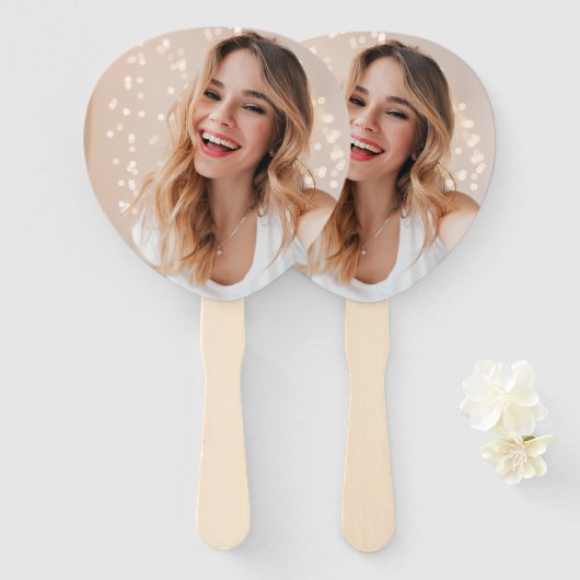 Je gezicht op een verjaardag gepersonaliseerd handwaaier (Voorkant en achterkant)