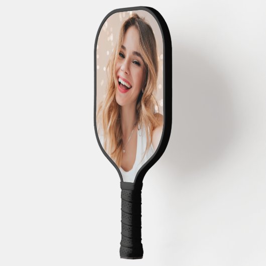 Je gezicht op een verjaardag pickleball paddle (Links)