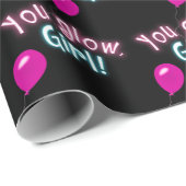 Je gloed-meisje ondertekent op zwart cadeaupapier (Rol Hoek)