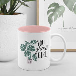 Je groeit meisje | Funny Monogram Plant Lovers Tweekleurige Koffiemok<br><div class="desc">Geef je favoriete plant minnaar met deze leuke en grappige mok met een pottenmonster een plant afbeelding met "je kweekster" naast je. Pas een uniek geschenk voor een tuinienliefhebber aan en creëer u door een initiaal aan de pot van het plant toe te voegen.</div>