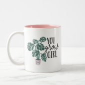 Je groeit meisje | Funny Monogram Plant Lovers Tweekleurige Koffiemok (Links)