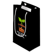 Je groeit schamel Plant Pun Dark BG Klein Cadeauzakje (Voorkant Gekanteld)