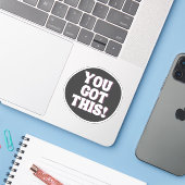 Je hebt dit! | Speels zwart emo Inspirerend Sticker (Laptop met iPhone)