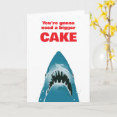 Je hebt een grotere taart nodig, grappige haai kaart (Gele Bloem)