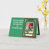 Je hebt een Ierse colleen en shamrock nodig Kaart (Gele Bloem)