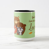 Je hoeft niet te matchen om van iemand te houden - tweekleurige koffiemok (Center)