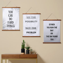 je kan harde dingen doen hangend wandkleed