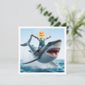 Je kind rijdt op een grote witte haai, haai blanco kaart (Staand voorkant)