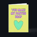 Je laat mijn slipje vallen, liefdesbekentenis  kaart<br><div class="desc">Een grappige en ondeugende liefdeskaart om je unieke liefde te delen voor een speciale gelegenheid zoals Valentijnsdag,  jubileum of gewoon omdat je ze mist. Pas de berichten binnenin aan en/of personaliseer ze voor een groter effect</div>