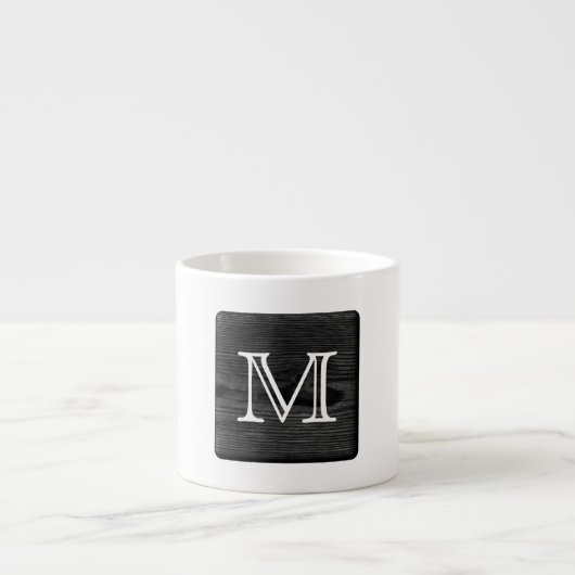 Je Letter Monogram. Afbeelding van Black Wood. Espresso Kop (Voorkant)