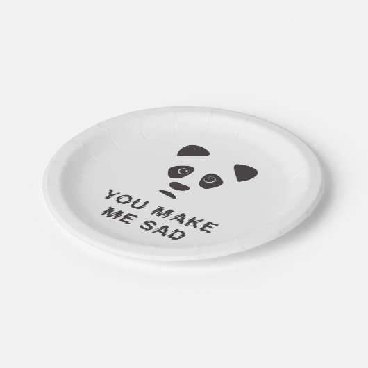 Je maakt me verdrietig. Sad panda. Papieren Bordje (Gekanteld)