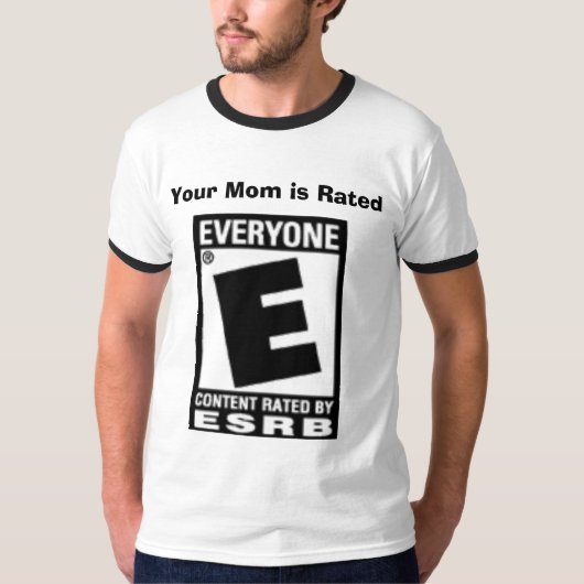 Je moeder heeft 'E' voor iedereen T-shirt (Voorkant)