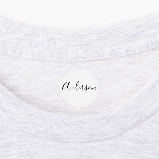 Je naam | Elegant zwart script op witte kleding Labels (Aangebracht)