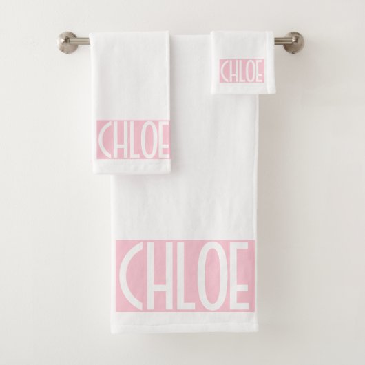Je naam | Vette witte tekst op lichtroze Bad Handdoek (Insitu)
