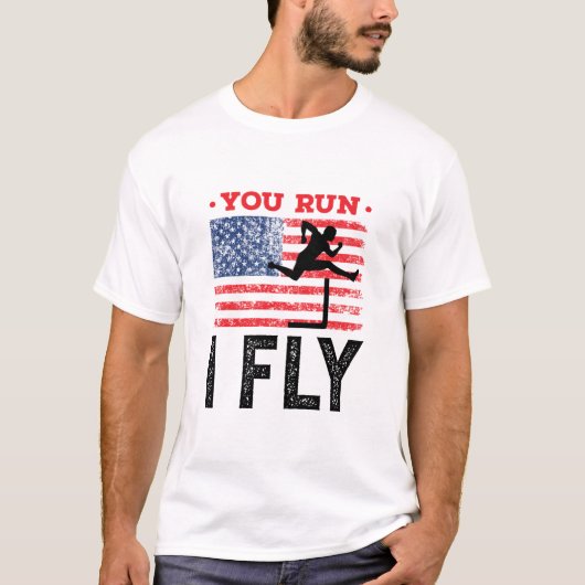 Je runt I Fly Track en Field Hurdles Hurdler T-shirt (Voorkant)