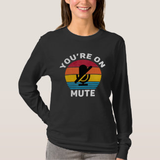Je staat op dempen Werk vanuit huis vintage en ret T-shirt