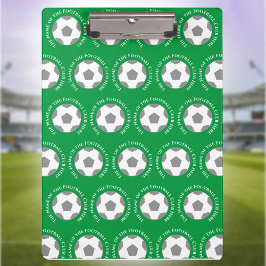 Je voetbalteam in groene voetbalcoach klembord