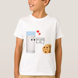Je vult me melk en koekjes in t-shirt