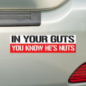 Je weet dat hij gek is in je gast. bumpersticker (Op auto)