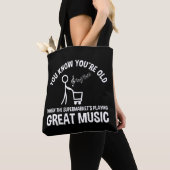 Je weet dat je een oude grappige prijsopgave bent tote bag (Dichtbij)