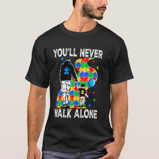 Je Zal Nooit Alleen Lopen Ondersteun Autisme Kinde T-shirt