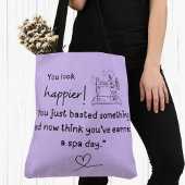 Je ziet er gelukkiger uit! Grappig naaien basting Tote Bag