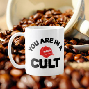 Je zit in een cultus!   Anti-MAGA Classic-Mok Koffiemok