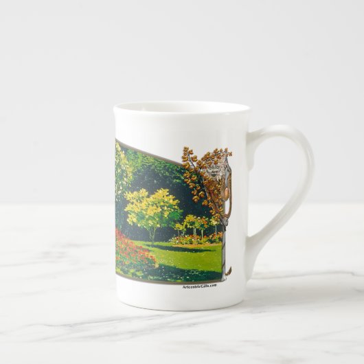 Jeanne in de tuin - Bone China Mok (Rechts)