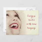 Jeder lächelt in derselben Sprache Briefkaart (Voorkant / Achterkant)