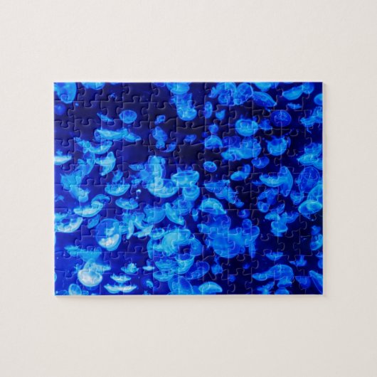 Jellyfish in Deep Blue Zee Legpuzzel (Horizontaal)