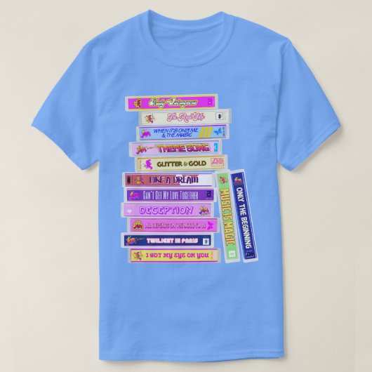Jem en de Hologrammen Liedjes Cassettes T-shirt (Design voorkant)