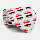 Jemen vlag ا ي م Arabisch en Engels WordArt Stropdas (Opgerold)