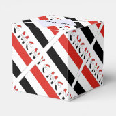 Jemenitische vlag betegeld met zwarte personalisat bedankdoosjes (Achterkant)