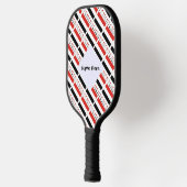 Jemenitische vlag betegeld met zwarte personalisat pickleball paddle (Links)