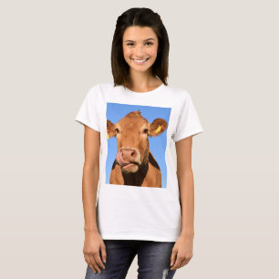 Jersey Cow Licking zijn Nose T-shirt