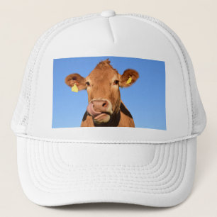 Jersey Cow Licking zijn Nose Trucker Pet