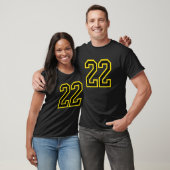 Jersey Nummer 22 Geel Zwart Verjaardag Sportnummer T-shirt (Unisex)