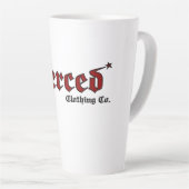 Jesaja 53:5 Hij werd doorboord Latte Mok (Rechterhoek)