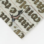 JESTER HOLDING OWL MEDIEVAL MANUSCRIPT FLEECE DEKEN (Hoek)
