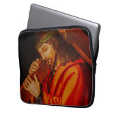 Jesus carrying the cross laptop case (Voorkant Links)