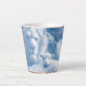 JESUS DE LAM EN JESUS DE LION LATTE MOK (Voorkant)