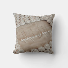 JESÚS geborduurd Sierkussen – 3D Render Beige