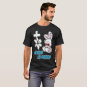 Jesus Is Risen Christian Easter Cute Bunny He Is R T-shirt (Voorkant volledig)