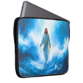 Jesus loopt in de oceaan laptop case/protector sleeve (Voorkant Rechts)