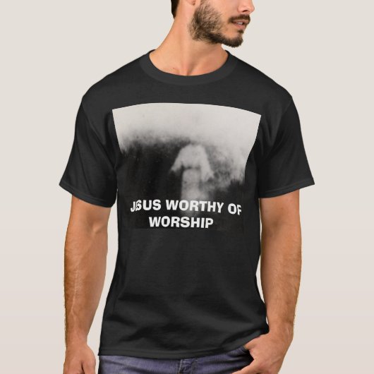 JESUS WORTHY OF WORSHIP T-SHIRT (Voorkant)