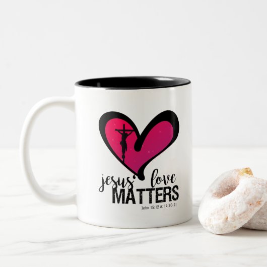 Jesus'Love Matters Tweekleurige Koffiemok (Met donut)