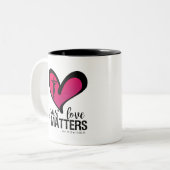 Jesus'Love Matters Tweekleurige Koffiemok (Voorkant links)