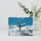 Jet Plane verspreidt zich in wolken Briefkaart (Staand voorkant)