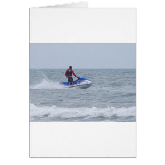jetskiën op het strand